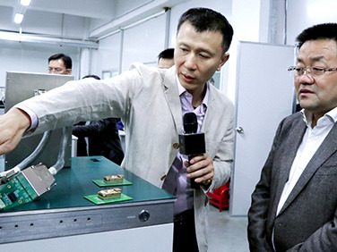 區(qū)長顧耀輝到連動科技進(jìn)行高品質(zhì)發(fā)展調(diào)查